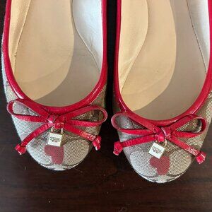 Coach Poppy ballet flat Darling size 6B red hearts/gold dots